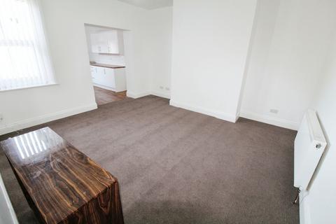 2 bedroom ground floor maisonette to rent, Waterloo Road, Blyth