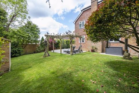 4 bedroom detached house for sale, Ashdown Chase, Nutley