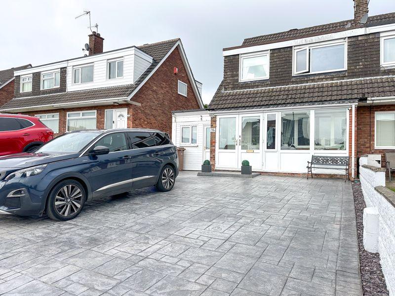 Alcester Close, Chell Heath, ST6 6QB 3 bed semidetached house for sale