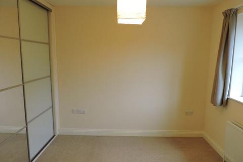 2 bedroom apartment to rent, Dundee Gardens, Basingstoke RG22