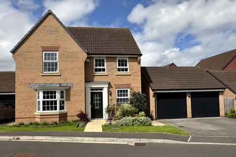 4 bedroom detached house for sale, Hopkins Field, Taunton TA3