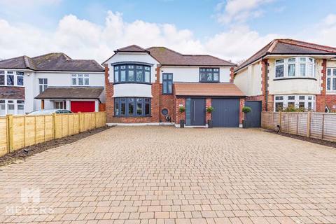 3 bedroom detached house for sale, Carbery Avenue, Southbourne, BH6