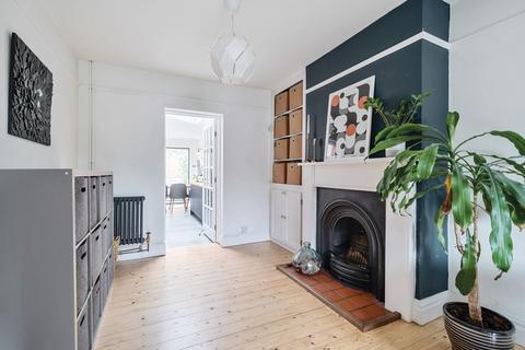 22 Helena Road, Windsor, SL4 1JN