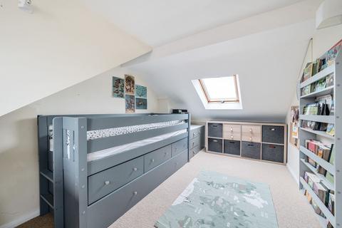 22 Helena Road, Windsor, SL4 1JN