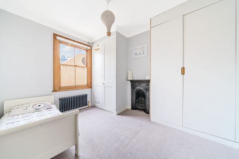 22 Helena Road, Windsor, SL4 1JN