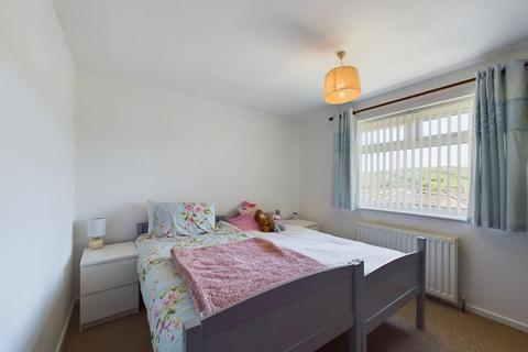 25 Birch Crescent, Sleights, Whitby, YO22 5DG