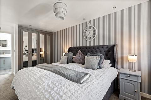 25 Campbell Road, Hawkinge, Folkestone, CT18 7TL