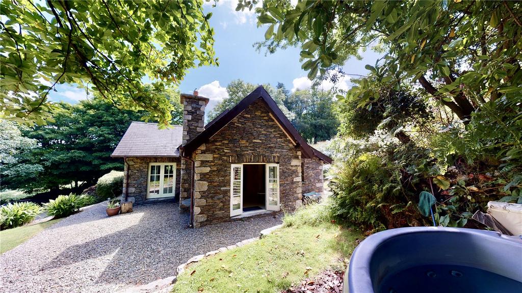 Grouse Lodge