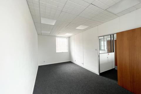 Office to rent, High Street, Stourbridge DY8