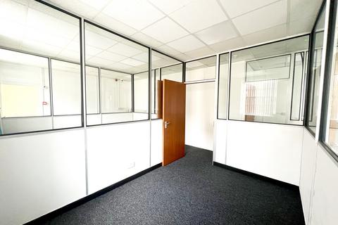 Office to rent, High Street, Stourbridge DY8