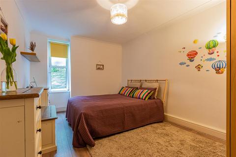 2 bedroom apartment for sale, Oakfield Street, Cardiff CF24