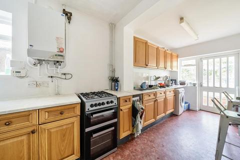 29 Rosebery Road, Kingston Upon Thames, KT1 3LJ