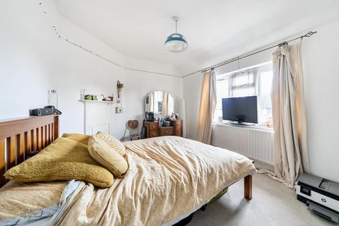 29 Rosebery Road, Kingston Upon Thames, KT1 3LJ