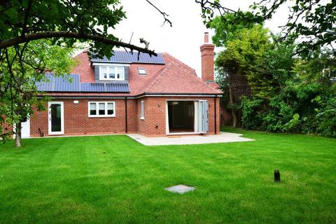 3 bedroom detached house to rent, Pegsdon, Near Hitchin, Hertfordshire