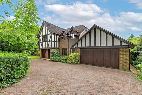 5 bedroom detached house for sale, Marshals Drive, St. Albans