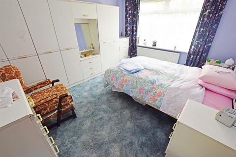 2 bedroom semi-detached bungalow for sale, Chalky Bank Road, Rainham, Gillingham
