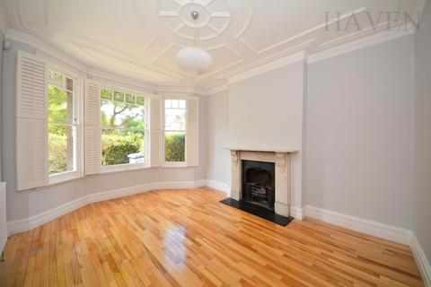 4 bedroom house to rent, Hertford Road, East Finchley, London