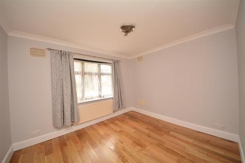 1 bedroom flat to rent, Mays Lane, Barnet