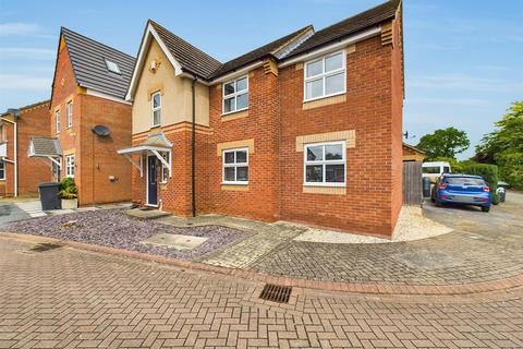 4 bedroom detached house for sale, Mallard Court, North Hykeham, Lincoln