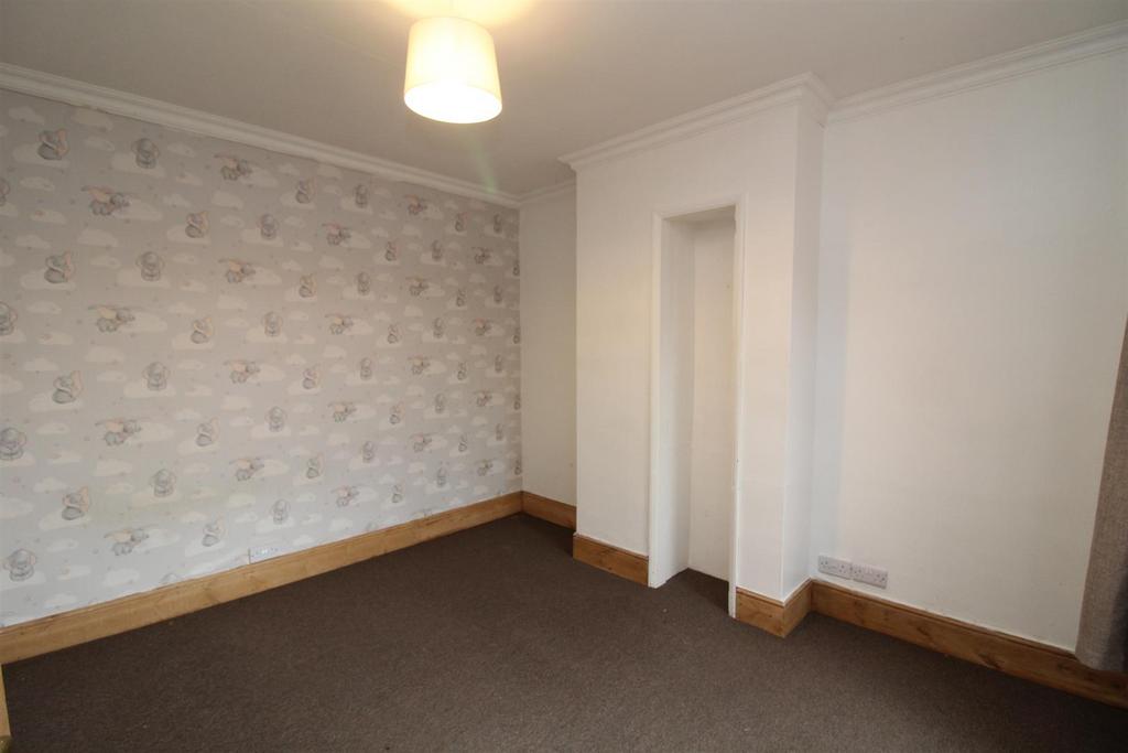 Bedroom 2.JPG