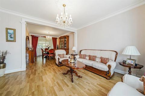 3 bedroom terraced house for sale, Downhills Way, London N17