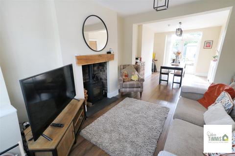8 Bluestone Avenue, Stoke-on-trent, ST6 7EF