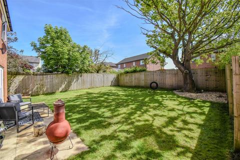 4 bedroom detached house for sale, Llwyn Collen, New Brighton, Mold