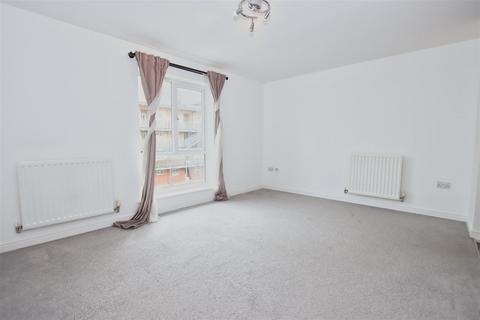 1 bedroom flat for sale, Granger Court, Whitehall Close, Borehamwood