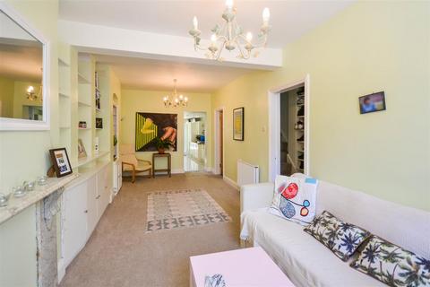 4 bedroom house to rent, Cowper Road, Wimbledon SW19