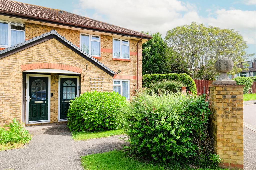 Riverside Court, North Chingford 1 bed retirement property for sale £