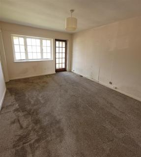 2 bedroom flat to rent, Camelot Court, Sutton on Sea
