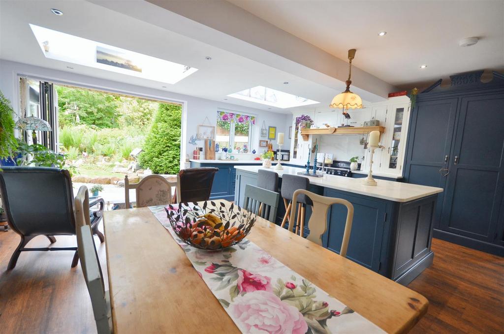 Open Plan Dining Kitchen