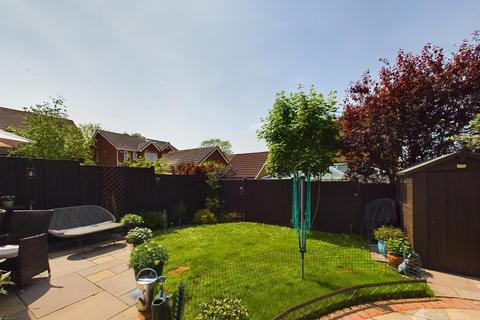 27 Corner Meadow, Harlow, CM18 7JN