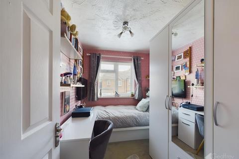 27 Corner Meadow, Harlow, CM18 7JN