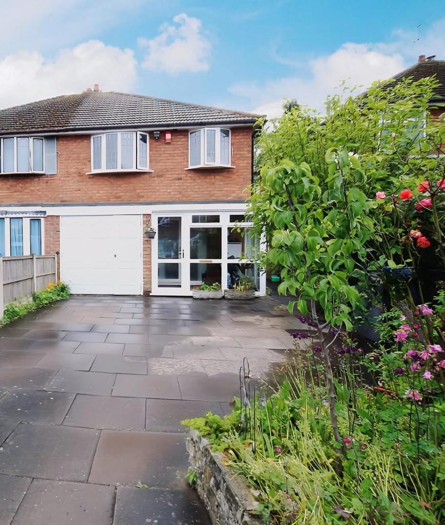 Single Garage and Driveway