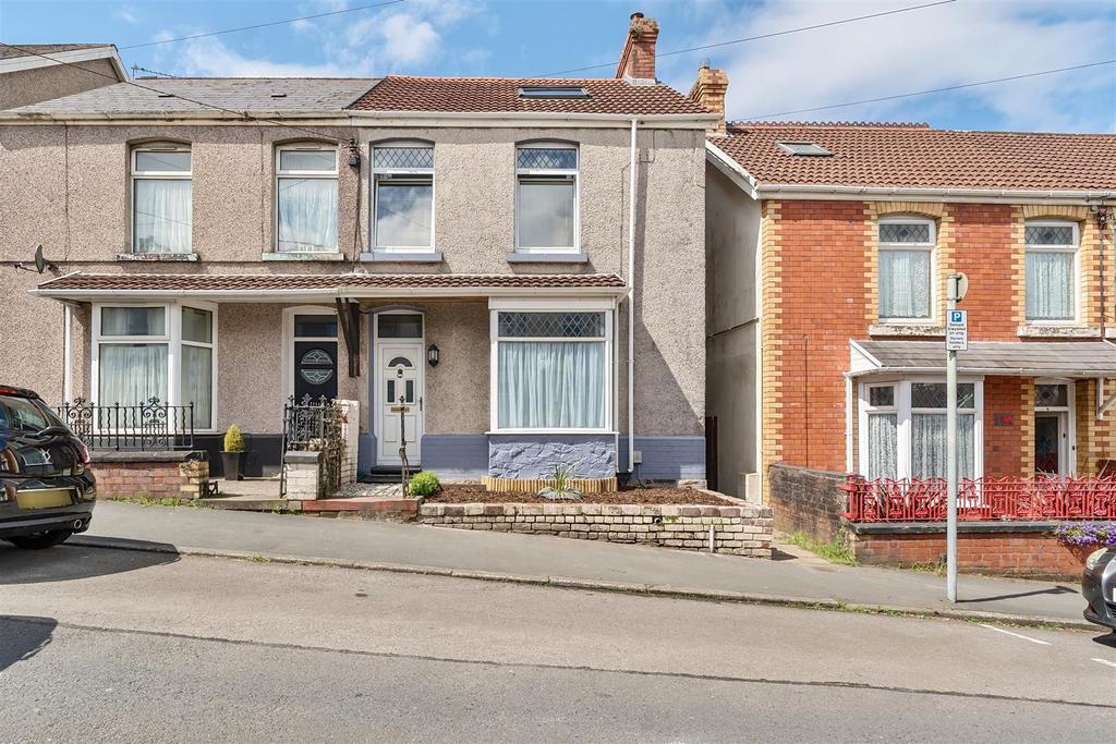 Talbot Street, Gowerton, Swansea 3 bed semidetached house for sale £