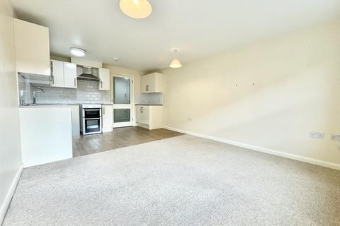 2 bedroom apartment to rent, Turner Street, Ramsgate