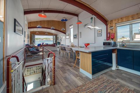 4 bedroom houseboat for sale, Bembridge, Isle of Wight