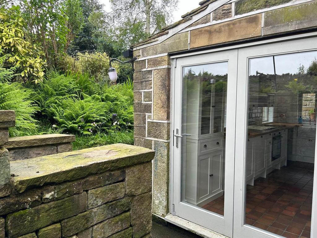 Bi fold doors to garden