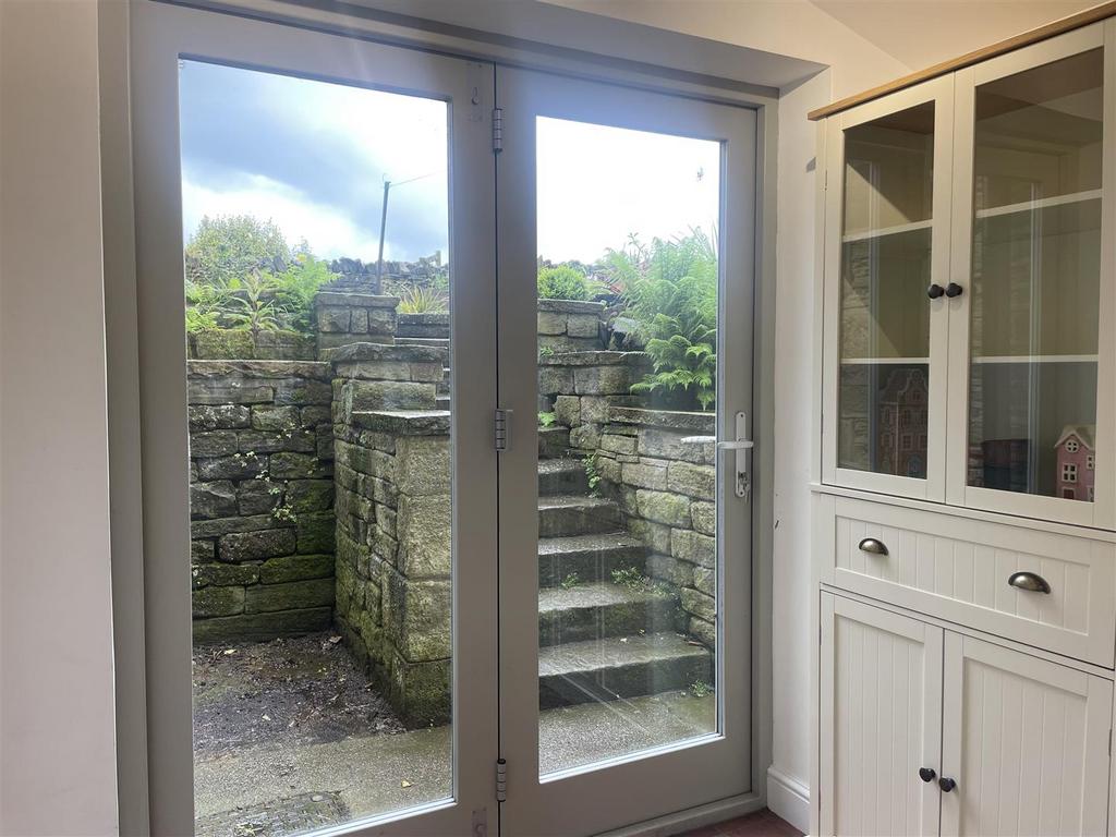 Bi folding doors