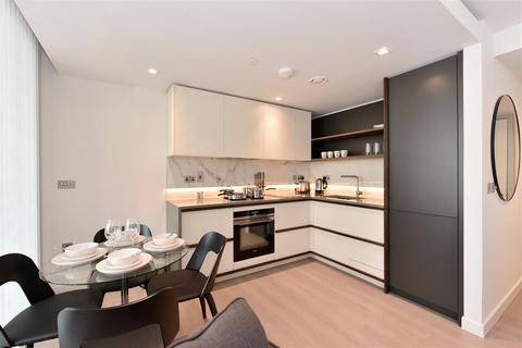 1 bedroom apartment to rent, Westmark Tower, London, W2 1DY