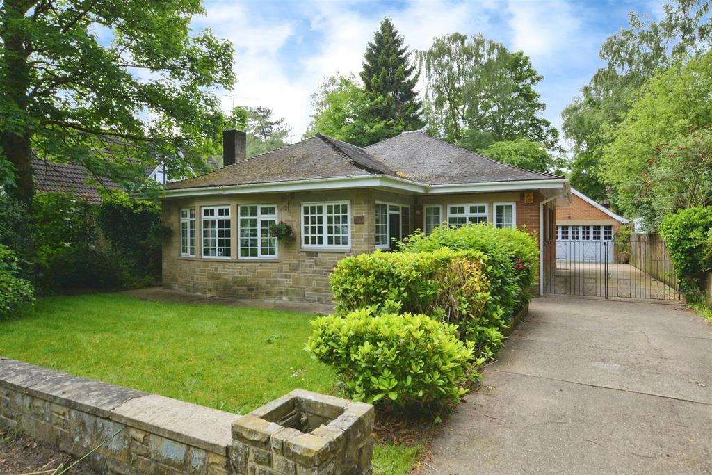 Lakeside Drive, Scunthorpe 3 bed detached bungalow for sale £375,000