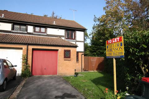 3 bedroom house to rent, Evans Close, Maidenbower, Crawley, West Sussex. RH10 7WN