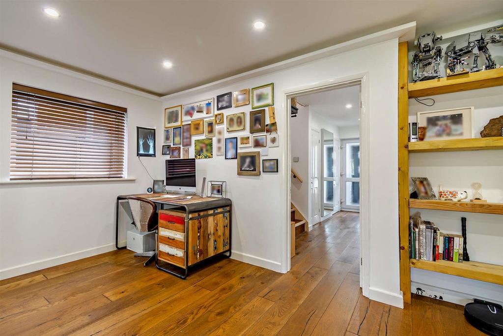 8599160-interior05-800.jpg