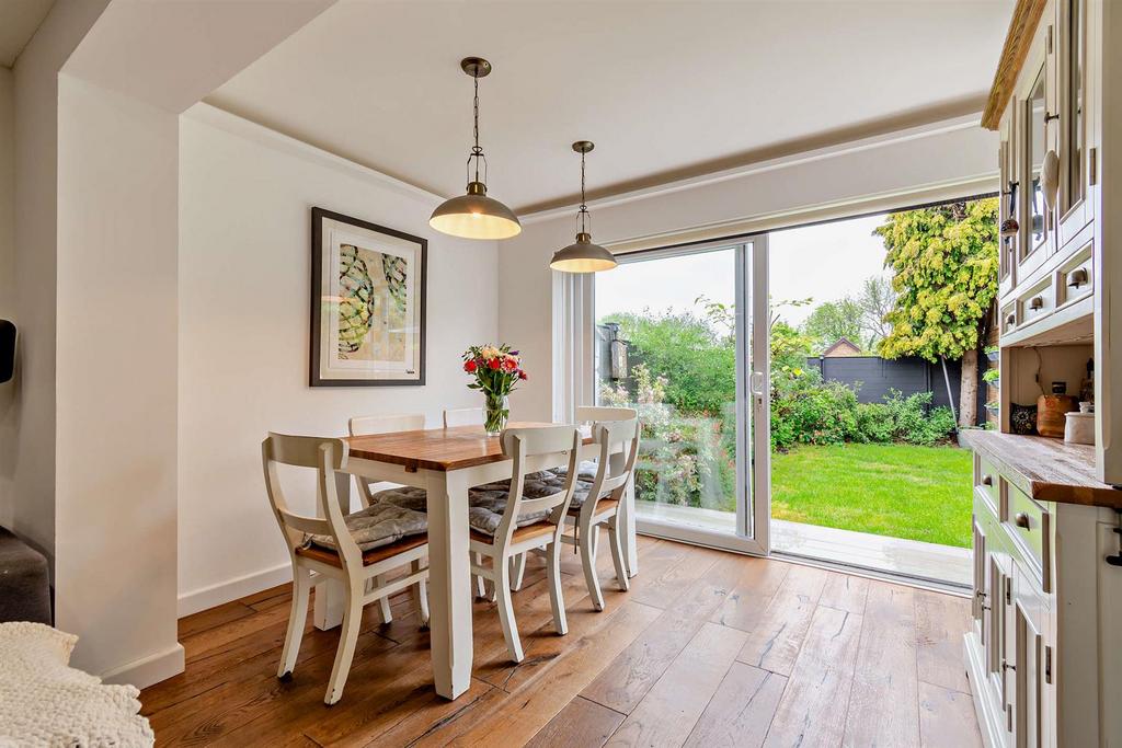 8599160-interior26-800.jpg