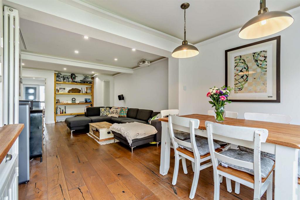 8599160-interior02-800.jpg