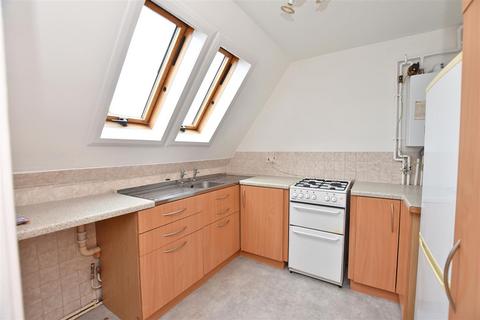 18 Abbotsleigh Road, South Woodham Ferrers, Chelmsford, CM3 5SS