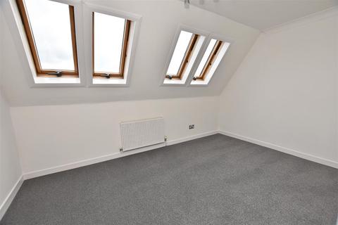 18 Abbotsleigh Road, South Woodham Ferrers, Chelmsford, CM3 5SS