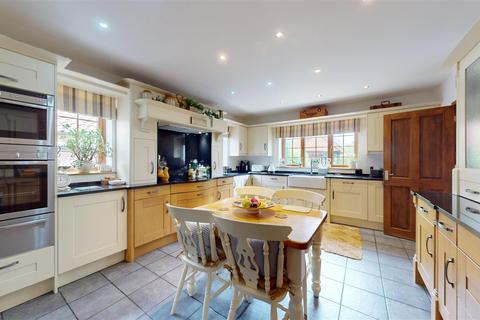 4 bedroom detached house for sale, Brittains Lane, Pointon, Sleaford
