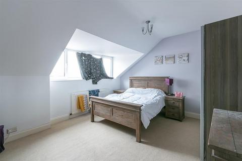 2 bedroom flat for sale, Grosvenor Place, Jesmond, Newcastle upon Tyne